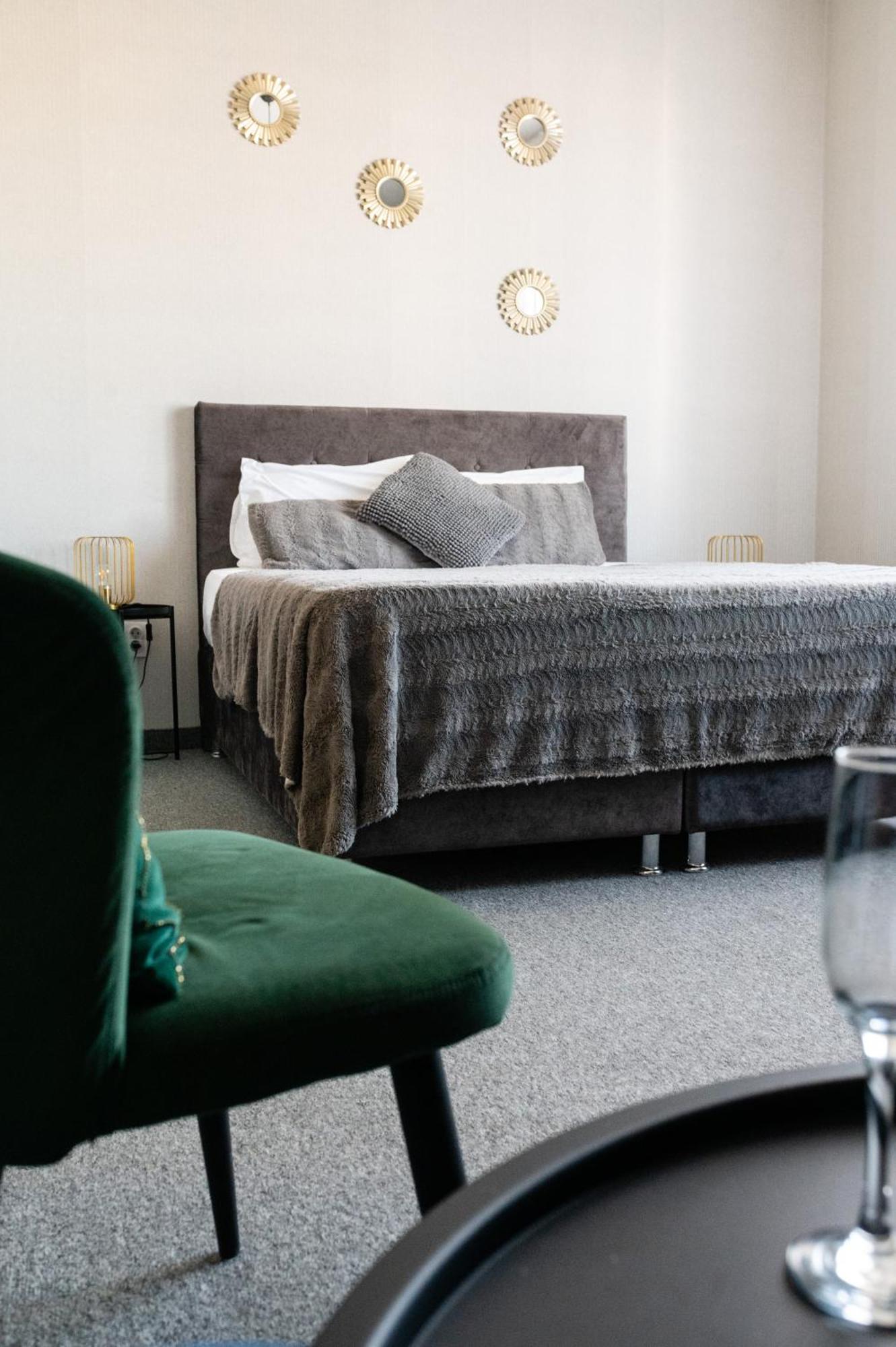 Central Square Apartments Белград Екстериор снимка