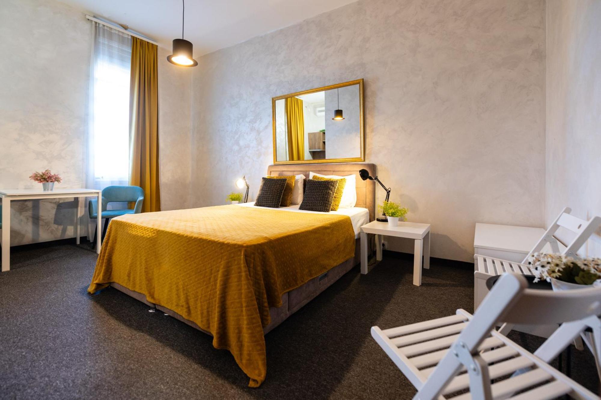 Central Square Apartments Белград Екстериор снимка