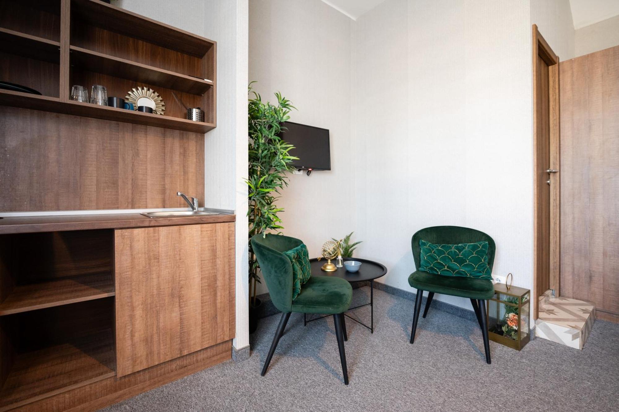 Central Square Apartments Белград Екстериор снимка