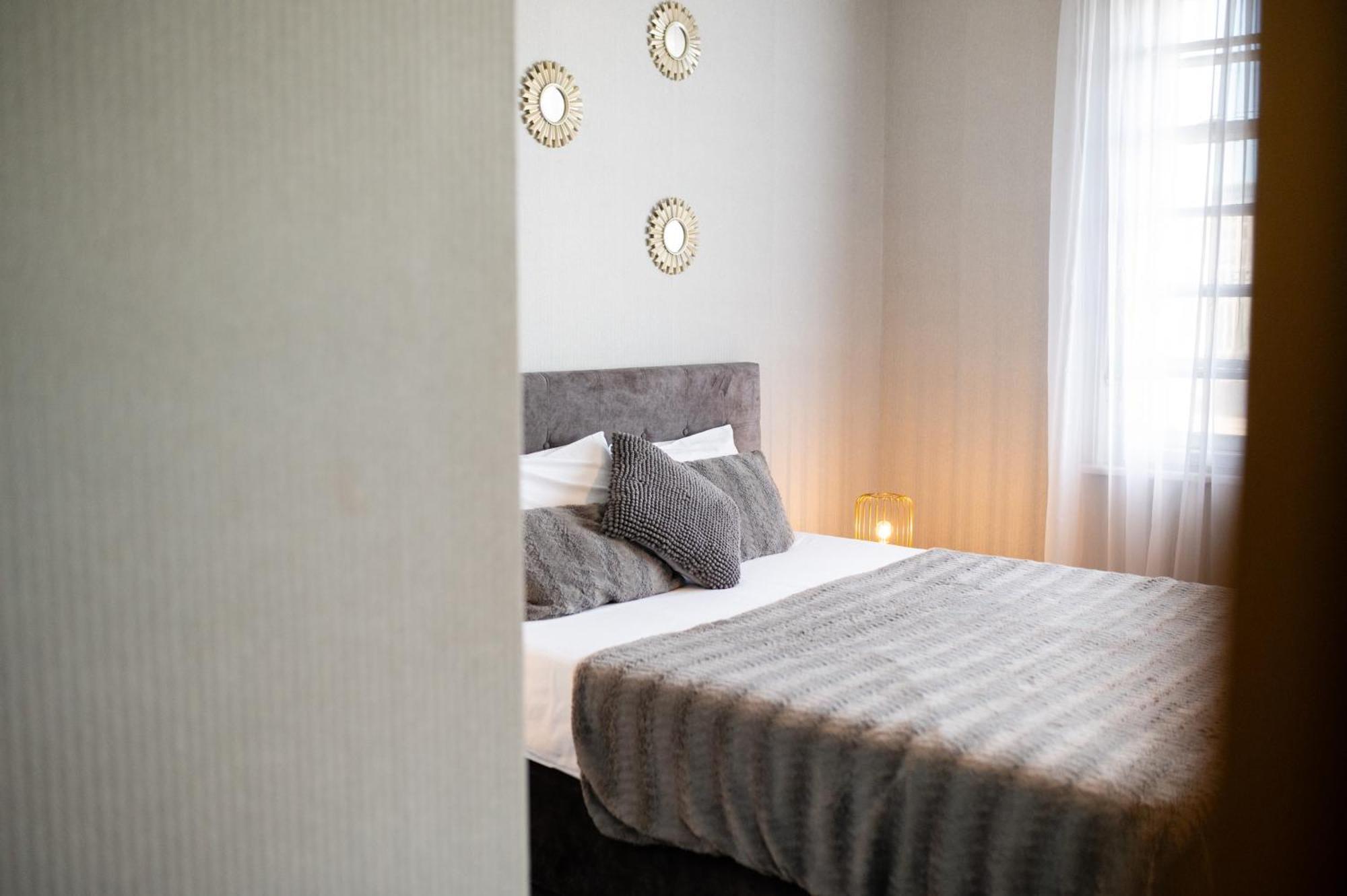 Central Square Apartments Белград Екстериор снимка
