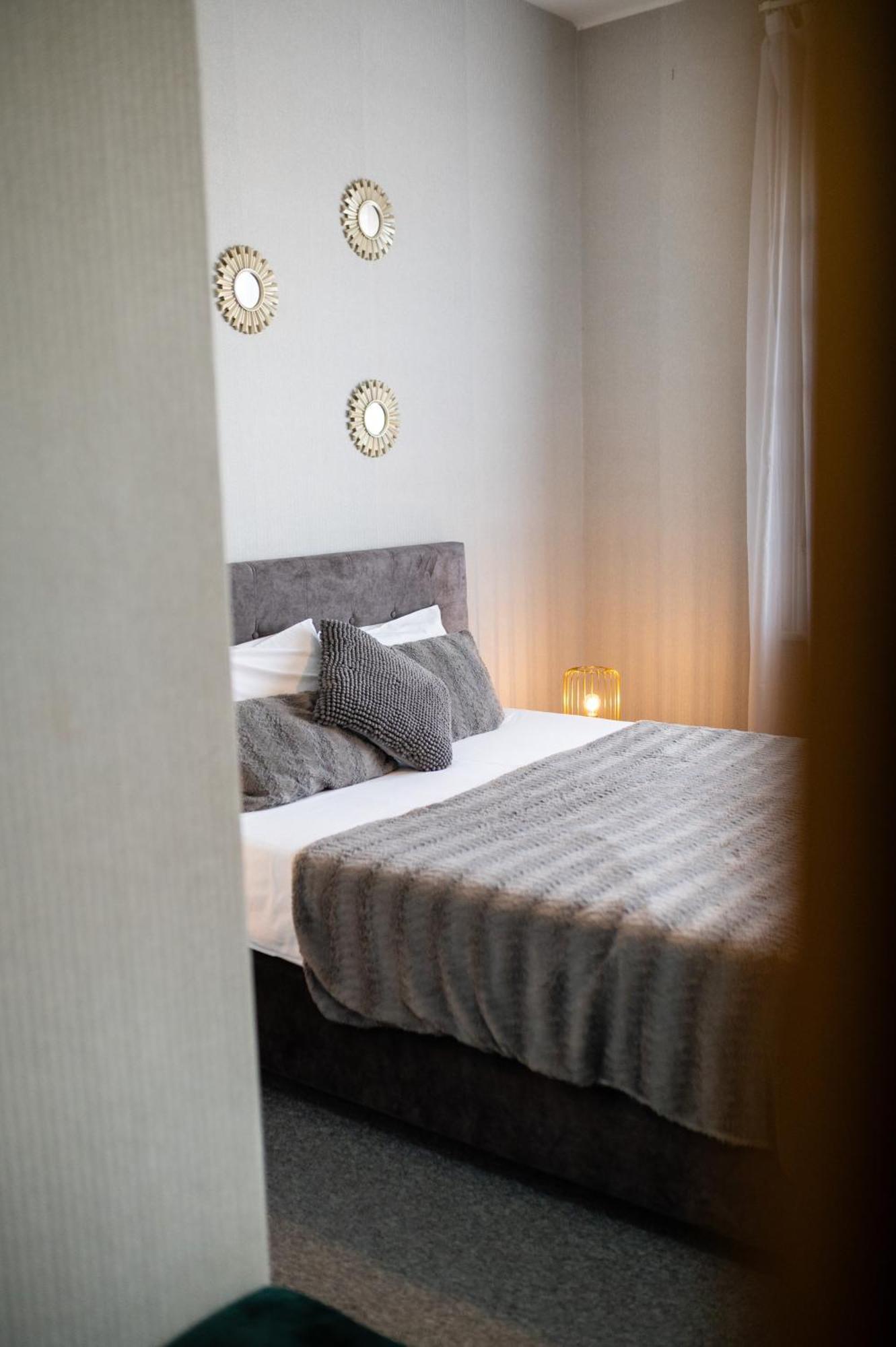 Central Square Apartments Белград Екстериор снимка