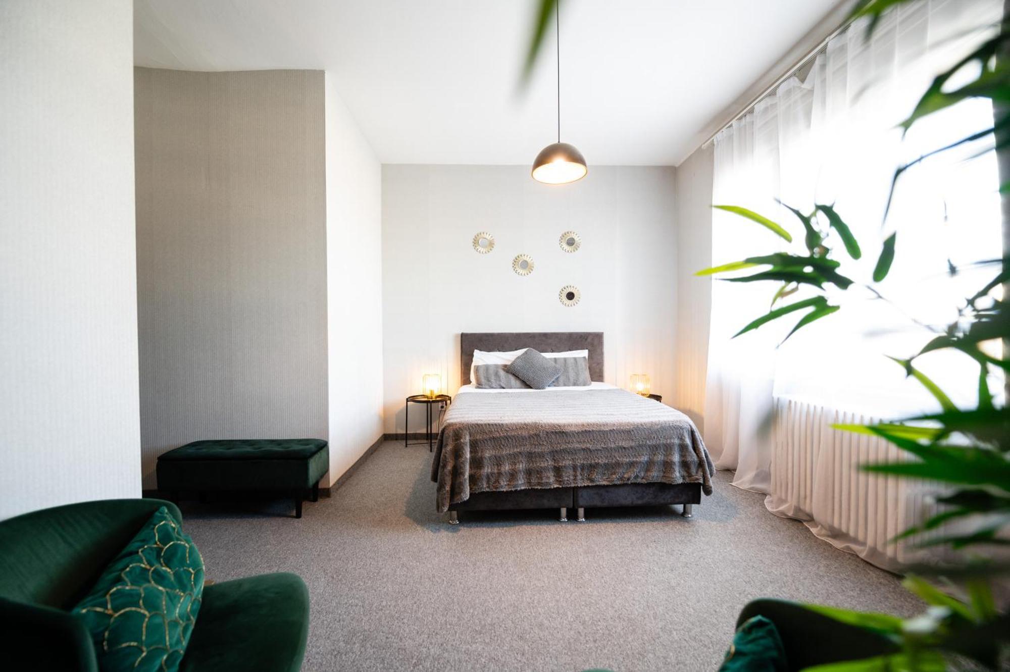 Central Square Apartments Белград Екстериор снимка
